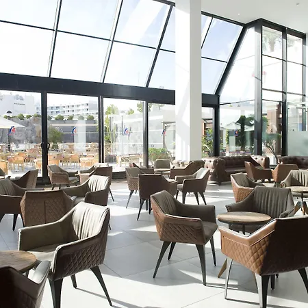 Alexandre Gala מלון 4*